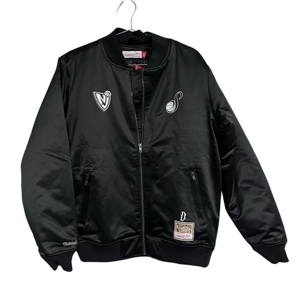 New Mitchell & Ness NBA Suga Glitch New Jersey Nets Black Bomber Jacket - Picture 1 of 8